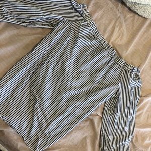 Off the shoulder shirt that can tie in the back!